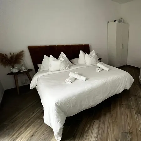 Oda ve Kahvaltı Sea Fly 4*