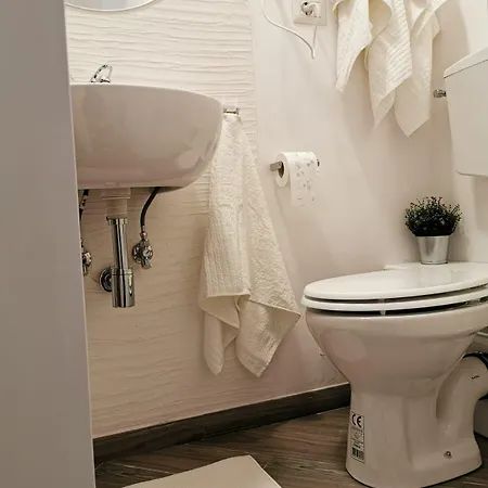 Oda ve Kahvaltı Sea Fly 4*