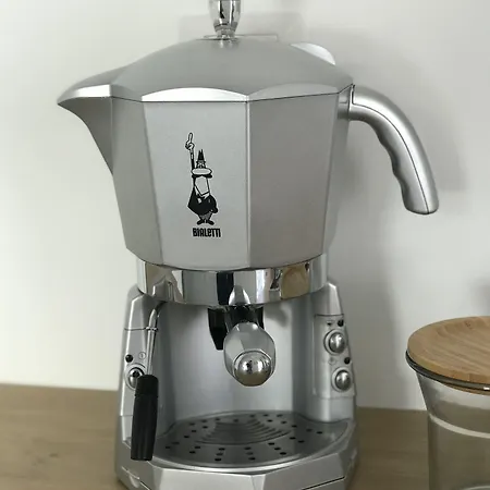 Oda ve Kahvaltı Sea Fly 4*